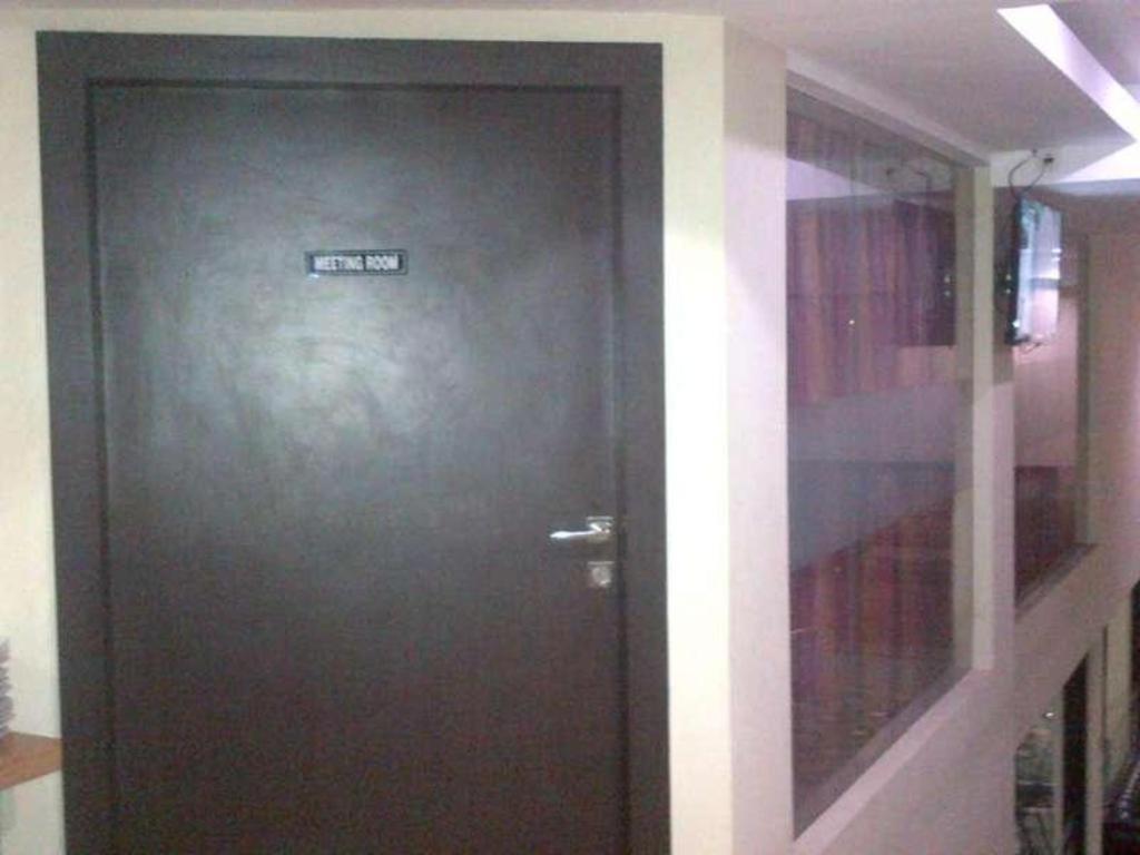 Erin Int Hotel マカッサル エクステリア 写真